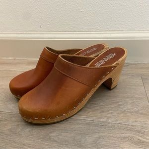 American Apparel Classic Clogs
